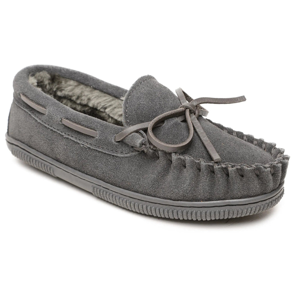 Minnetonka Pile Lined Hardsole Suede (Charbon) - Pantoufle pour enfant