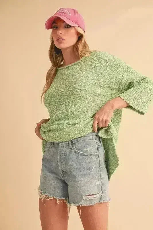 Pull à ourlet côtelé – Pull à col rond fendu sur le côté | Femstylo