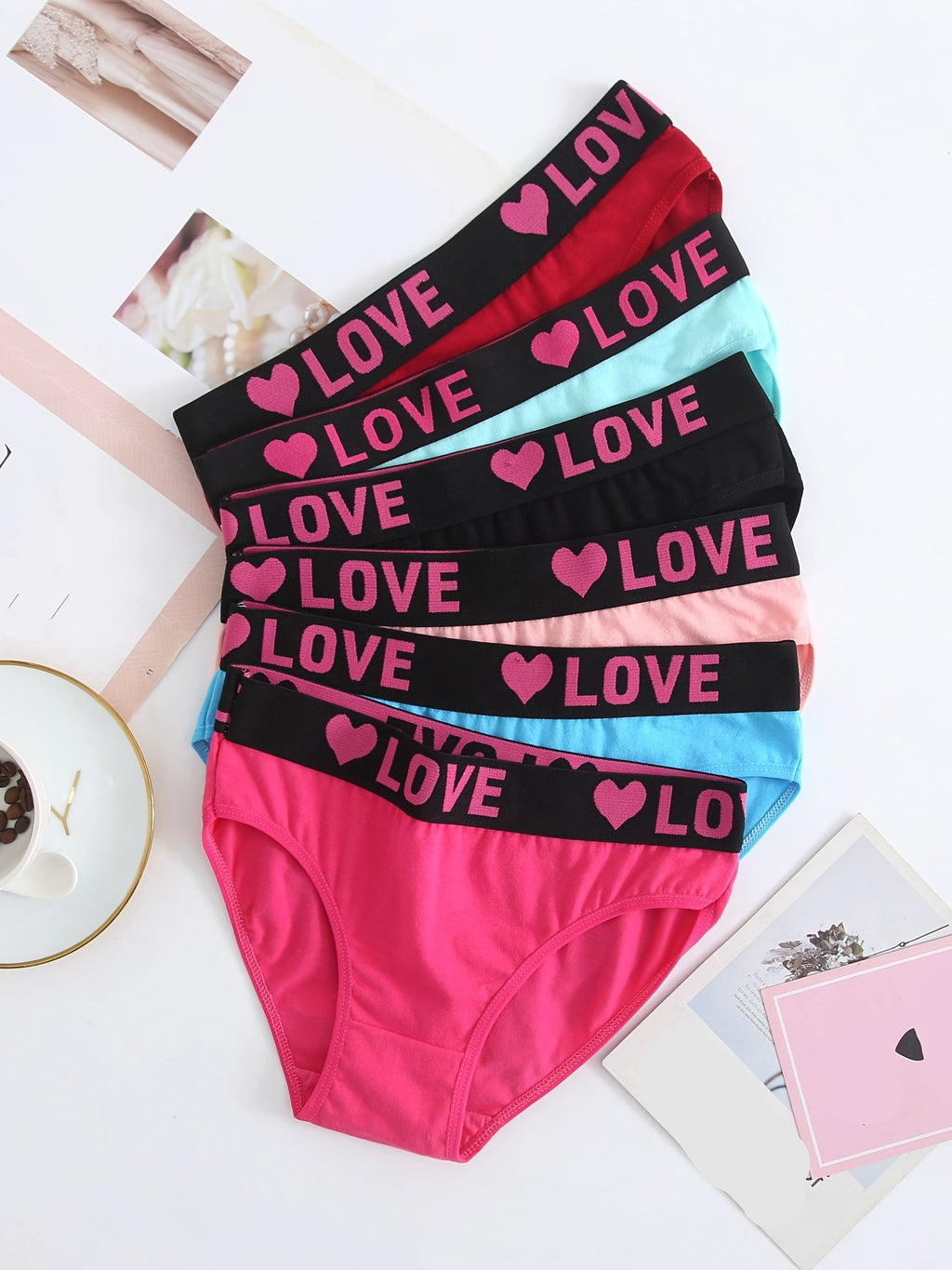 Lot de 6 culottes bikini sans coutures Soft Touch pour femme – Culottes colorées en coton taille basse avec coupe extensible et imprimé alphabet – Essentiels de lingerie et sous-vêtements quotidiens pour femme pour l'été