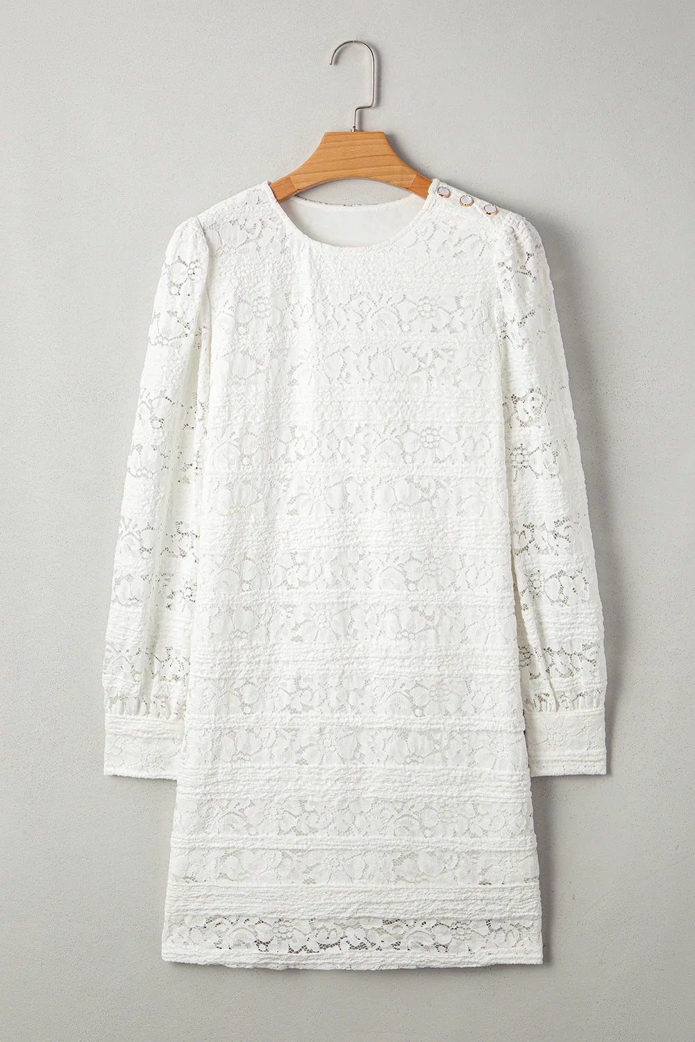 Mini-robe trapèze à manches bouffantes, col rond et dentelle florale blanche