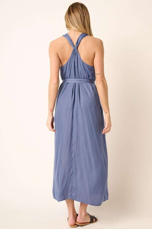 Robe longue maxi débardeur col en V ceinturée au dos croisé pour femmes – Une robe longue maxi chic, élégante et flatteuse avec un détail dos croisé unique