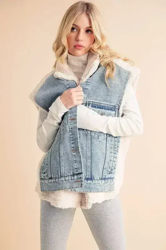 Gilet en jean à patch Sherpa Aemi + Co style deux pièces