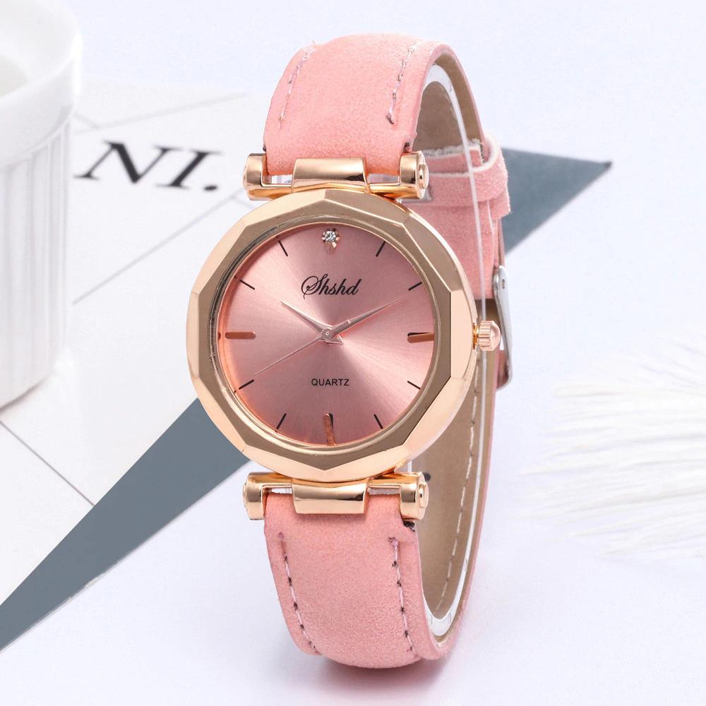 Montre Femme Strass Mode Exquis Montre Femme Cuir Décontracté Luxe Analogique Quartz Cristal Montre-bracelet Bracelet Montre Pour Femmes et Filles
