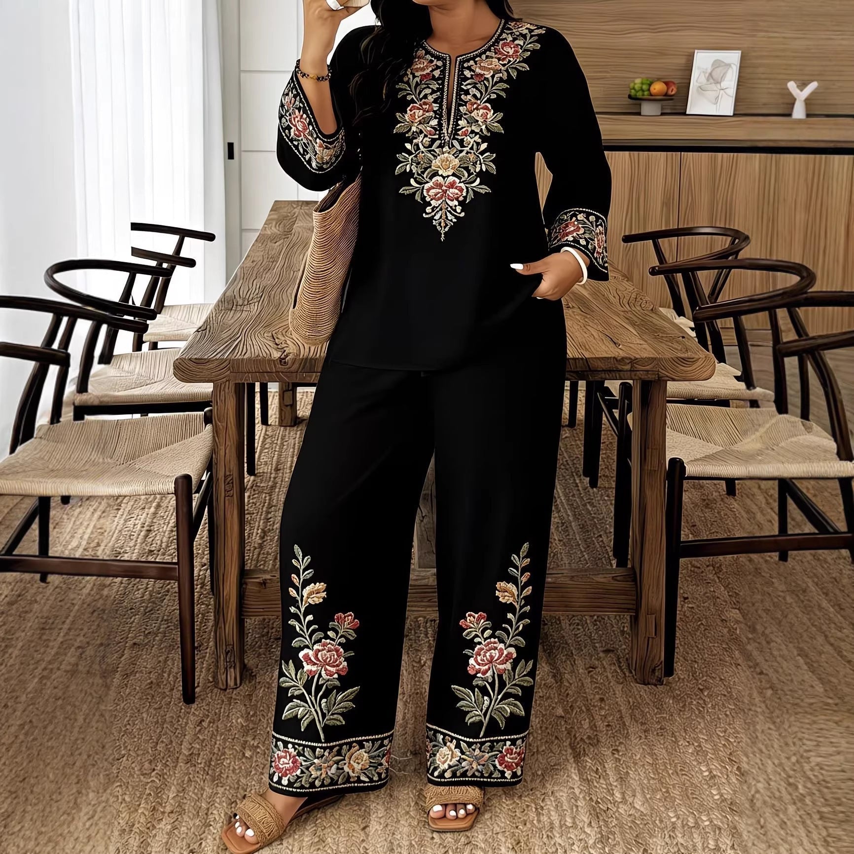 Ensemble deux pièces ethnique pour femme avec chemise à manches longues et pantalon court