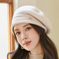 Bonnet d'hiver tricoté en laine pour femme — Bonnet en tricot polyvalent