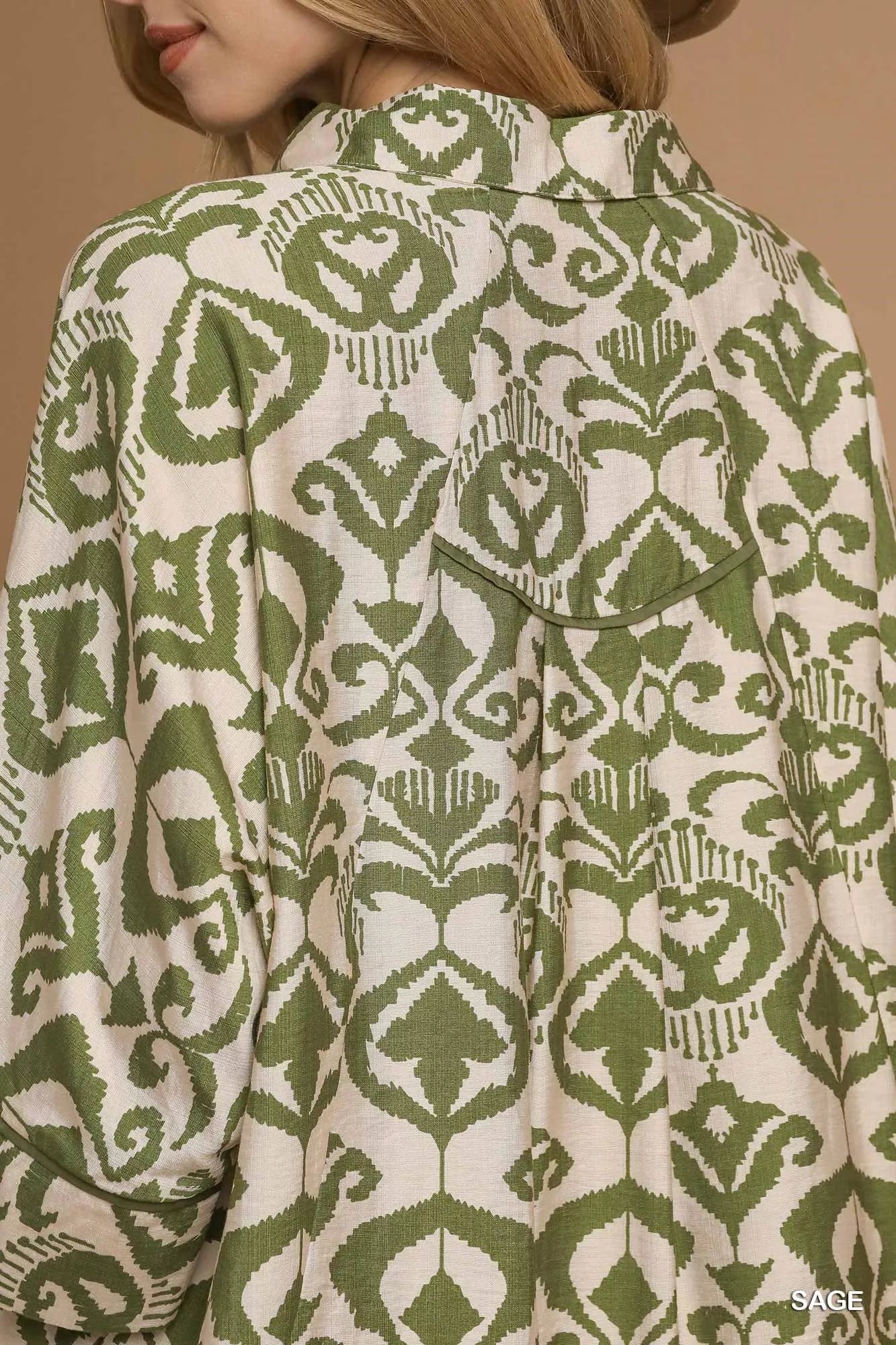 Chemise boutonnée ample à imprimé abstrait Umgee