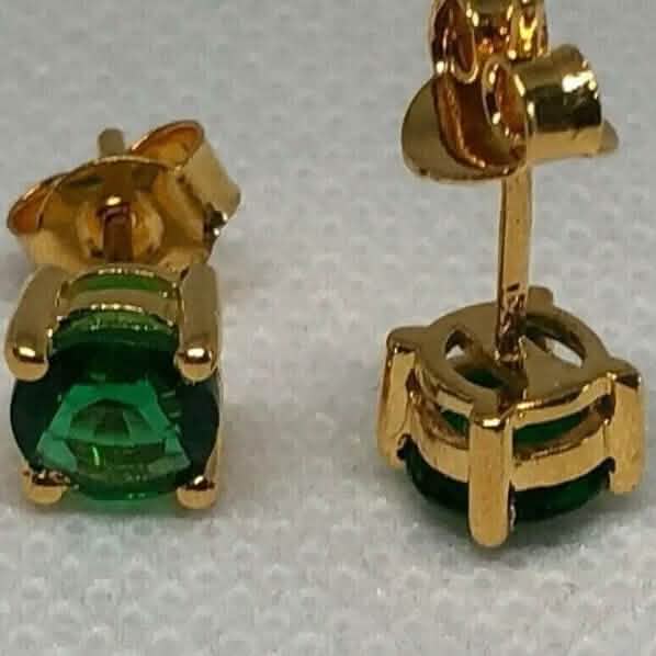 Boucles d'oreilles clous pour femmes en or jaune véritable 14 carats, rondes, émeraude naturelle verte 1 carat
