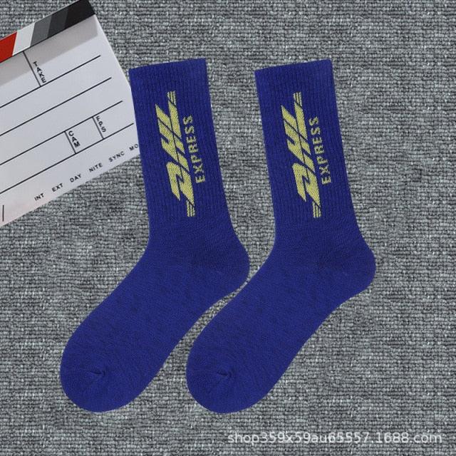 1 paire de chaussettes unisexes Crew neuves en coton pur noir et blanc, mode sport, skateboard, streetwear, chaussettes longues chaudes d'hiver et d'automne pour hommes et femmes