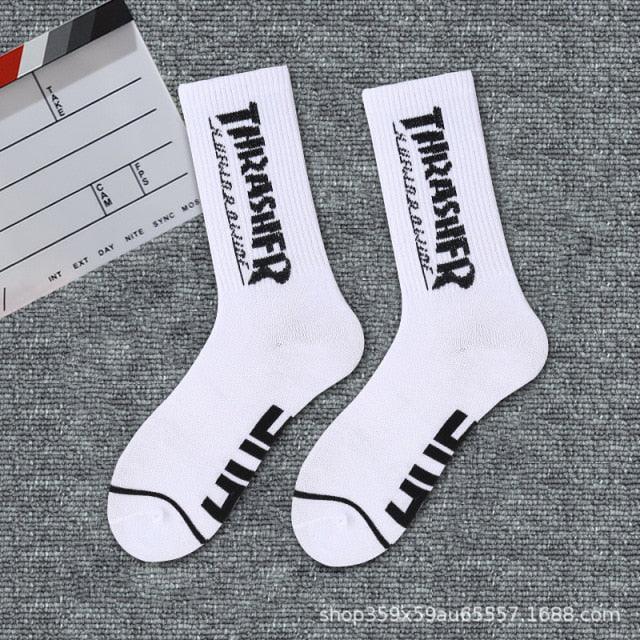 1 paire de chaussettes unisexes Crew neuves en coton pur noir et blanc, mode sport, skateboard, streetwear, chaussettes longues chaudes d'hiver et d'automne pour hommes et femmes