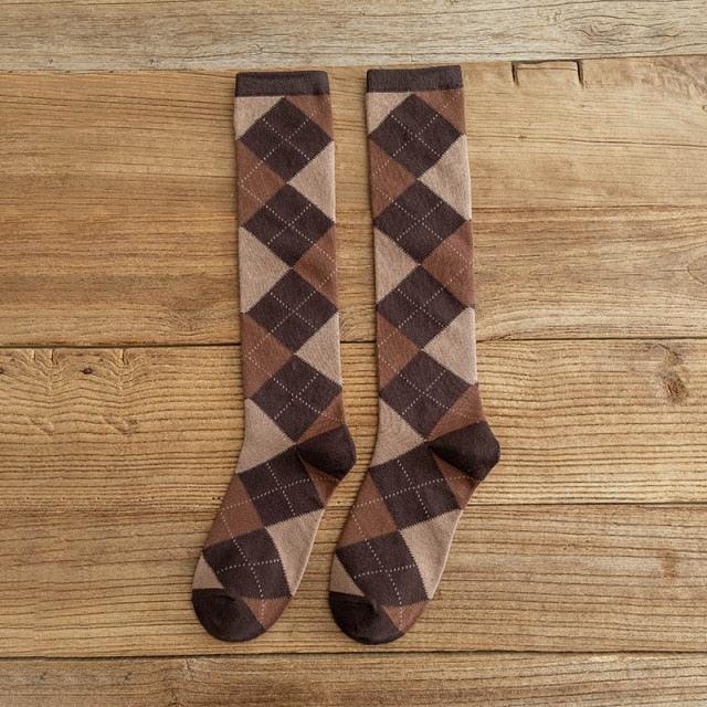 1 Paire de Chaussettes Montantes Chaudes Motif Losanges en Coton Style Collège pour Automne Hiver Chaussettes de Course et d'Escalade à la Mode pour Hommes et Femmes