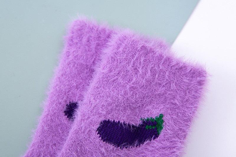 1 paire de chaussettes thermiques moelleuses Automne-Hiver Nouvel An Chaussettes Nouvelle Mode Chaussettes Chaudes Avocat Cerise Aubergine Chaussettes Courtes Chaudes Chaussettes d'Hiver Pour Hommes et Femmes