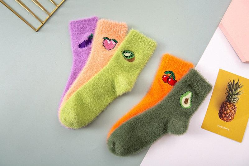 1 paire de chaussettes thermiques moelleuses Automne-Hiver Nouvel An Chaussettes Nouvelle Mode Chaussettes Chaudes Avocat Cerise Aubergine Chaussettes Courtes Chaudes Chaussettes d'Hiver Pour Hommes et Femmes