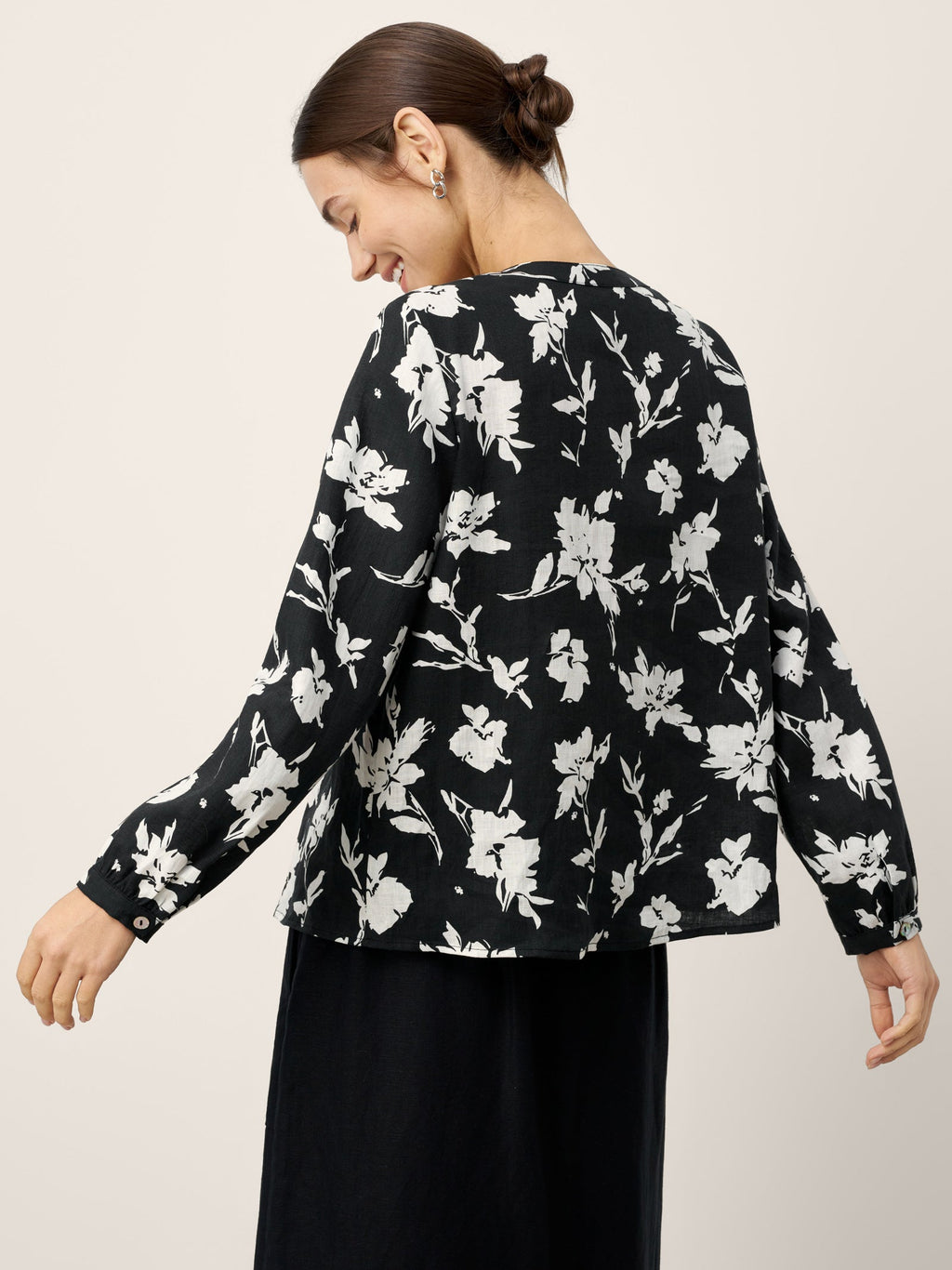 Top AMIYA en lin 100 % imprimé floral à fronces