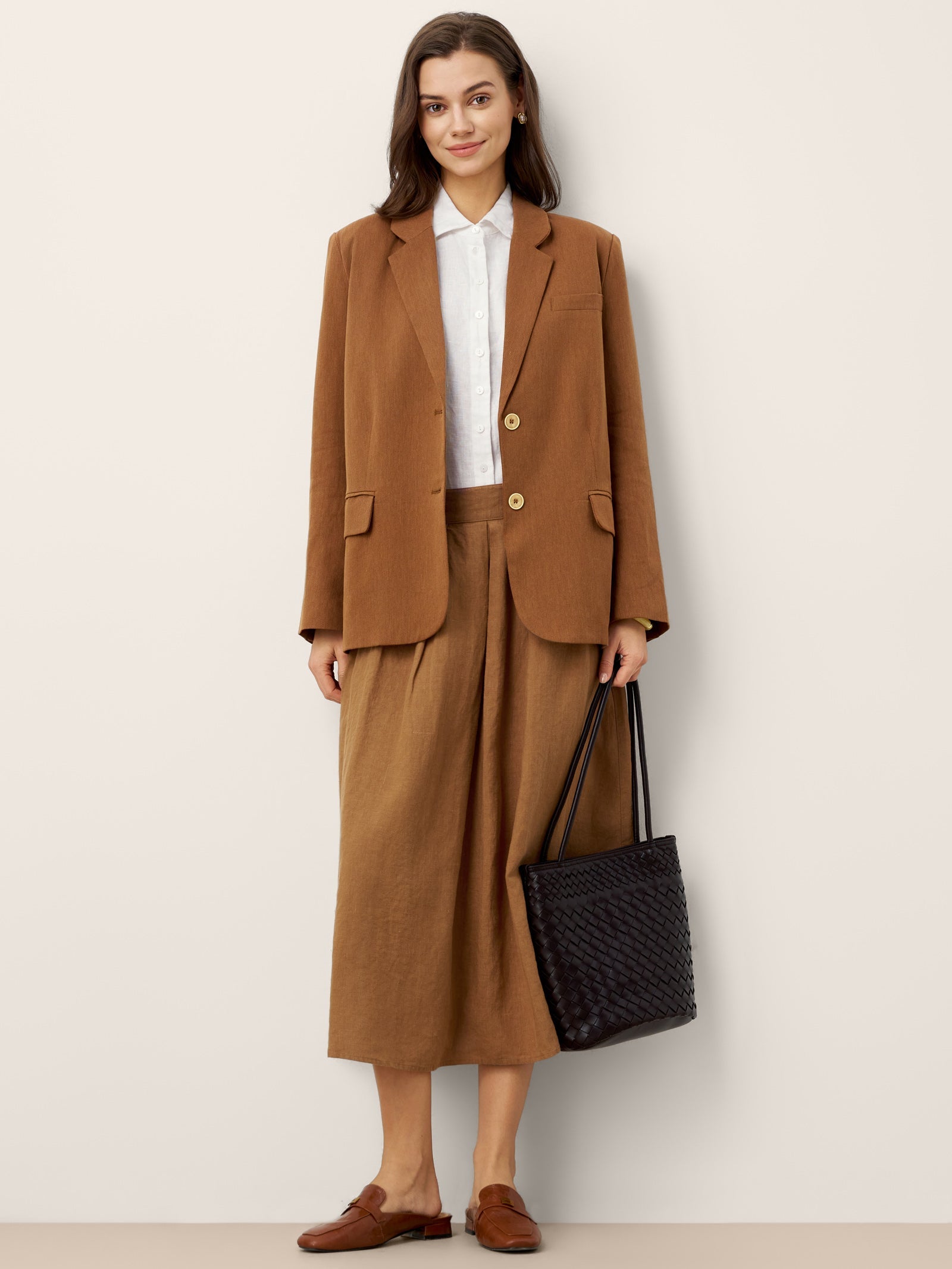 Chemise sur mesure en lin à petit col et ourlet incurvé AVELINE