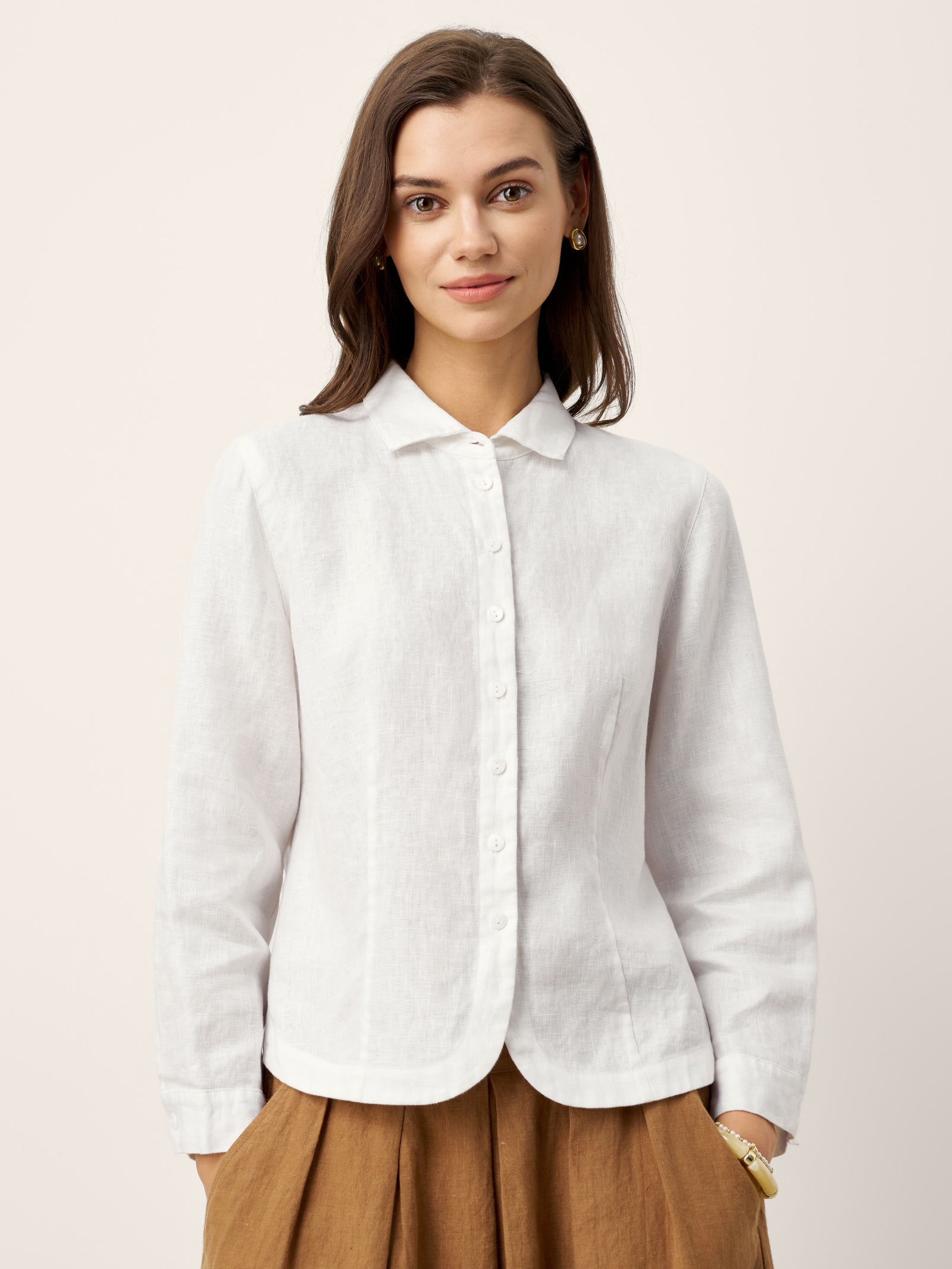 Chemise sur mesure en lin à petit col et ourlet incurvé AVELINE