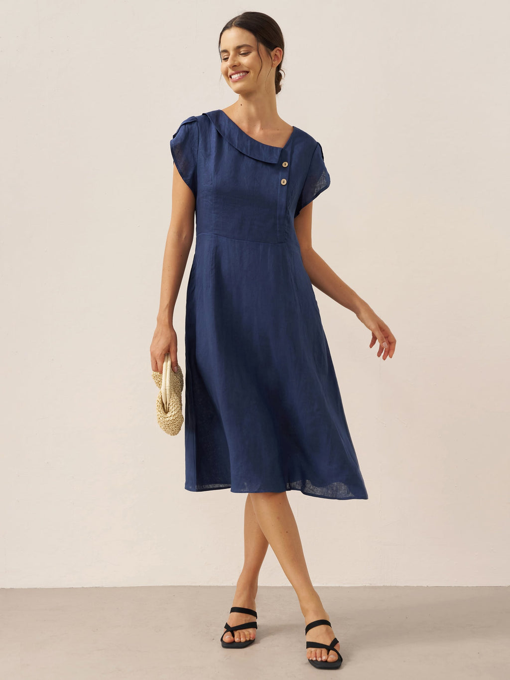 Robe Courte FIONA 100 % Lin avec Col Croissant et Manches Volantes