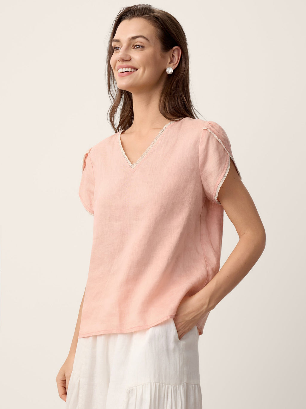 Haut NIA 100 % lin à manches bouffantes et dentelle