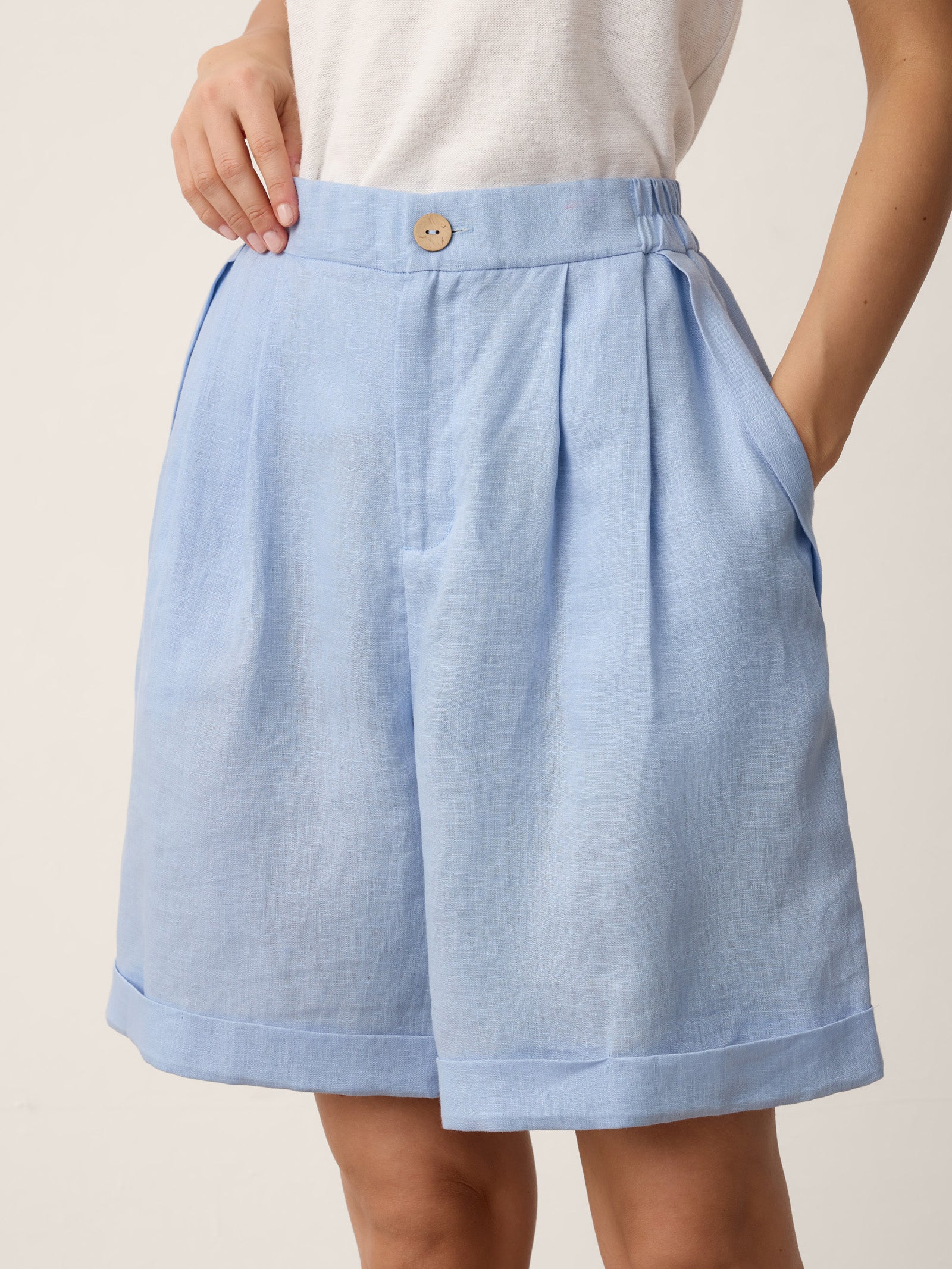 Short plissé en lin avec revers IRISSA
