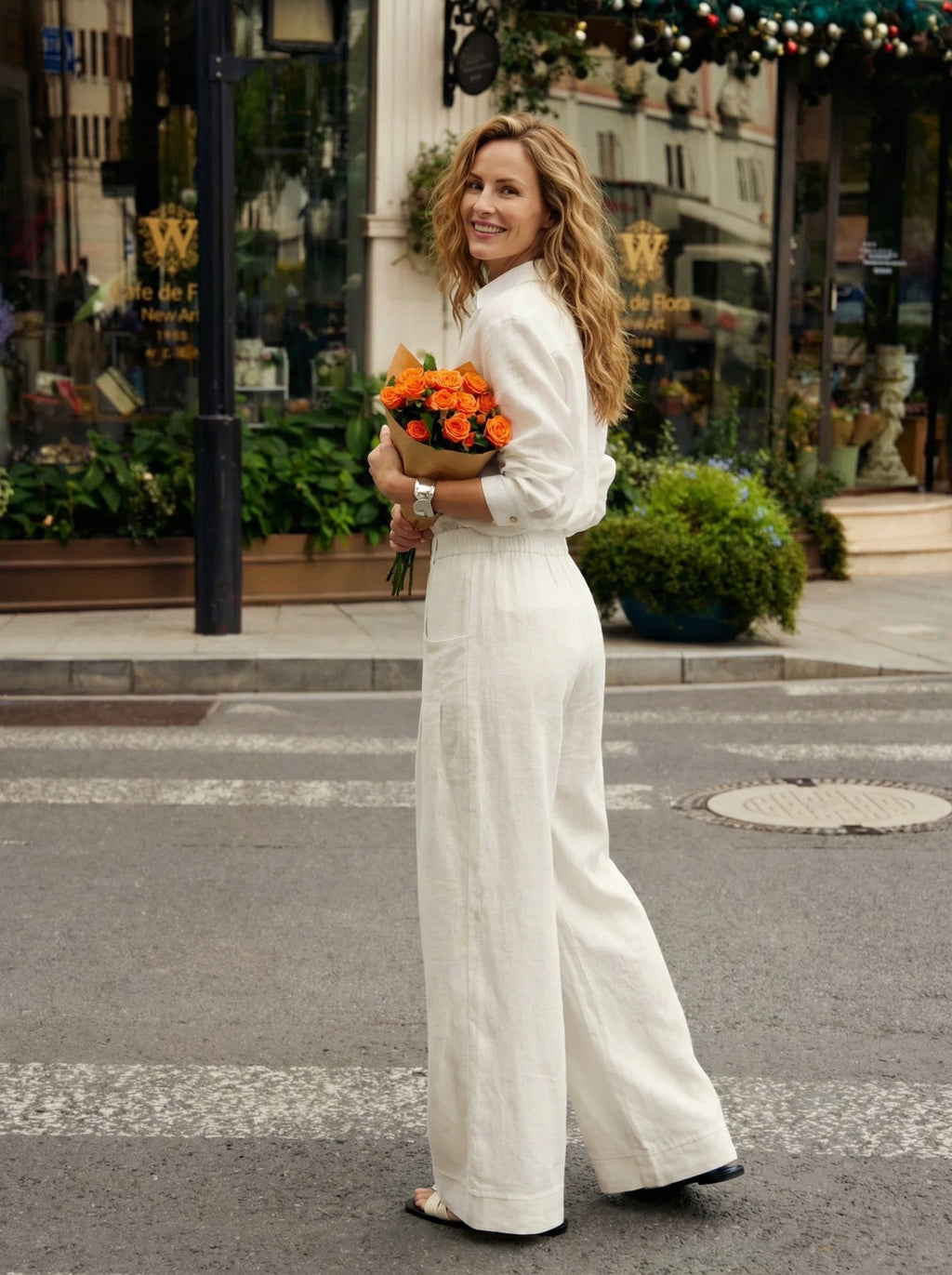 Pantalon VERIDIANA en 100 % lin, plissé sculpté et dos élastiqué, coupe décontractée
