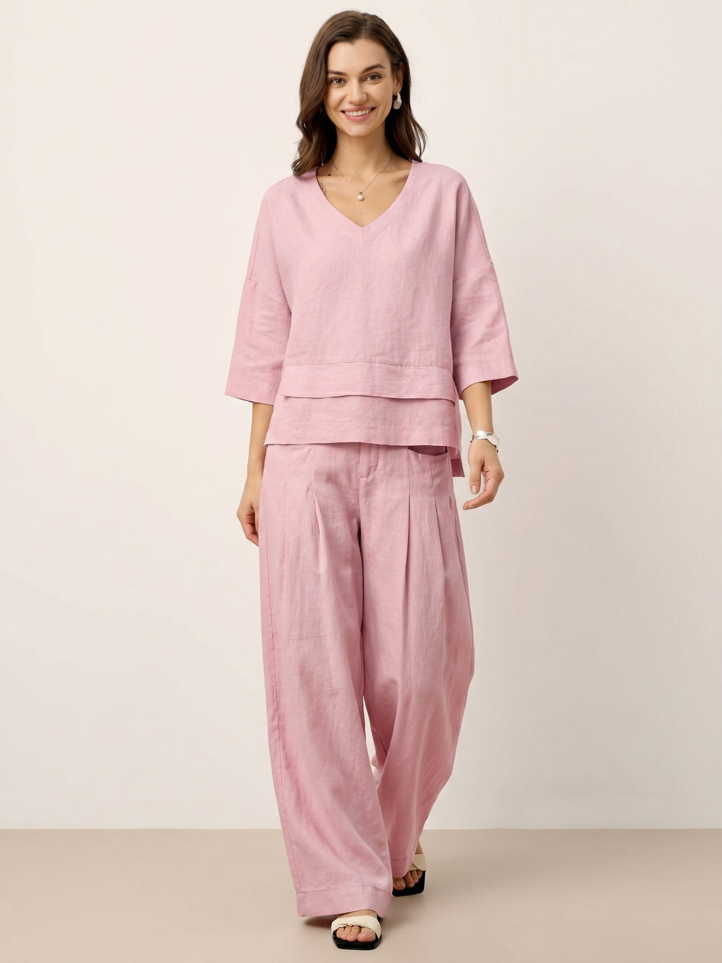 Pantalon VERIDIANA en 100 % lin, plissé sculpté et dos élastiqué, coupe décontractée
