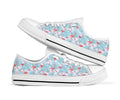 Chaussures basses bleu flamant et fleurs