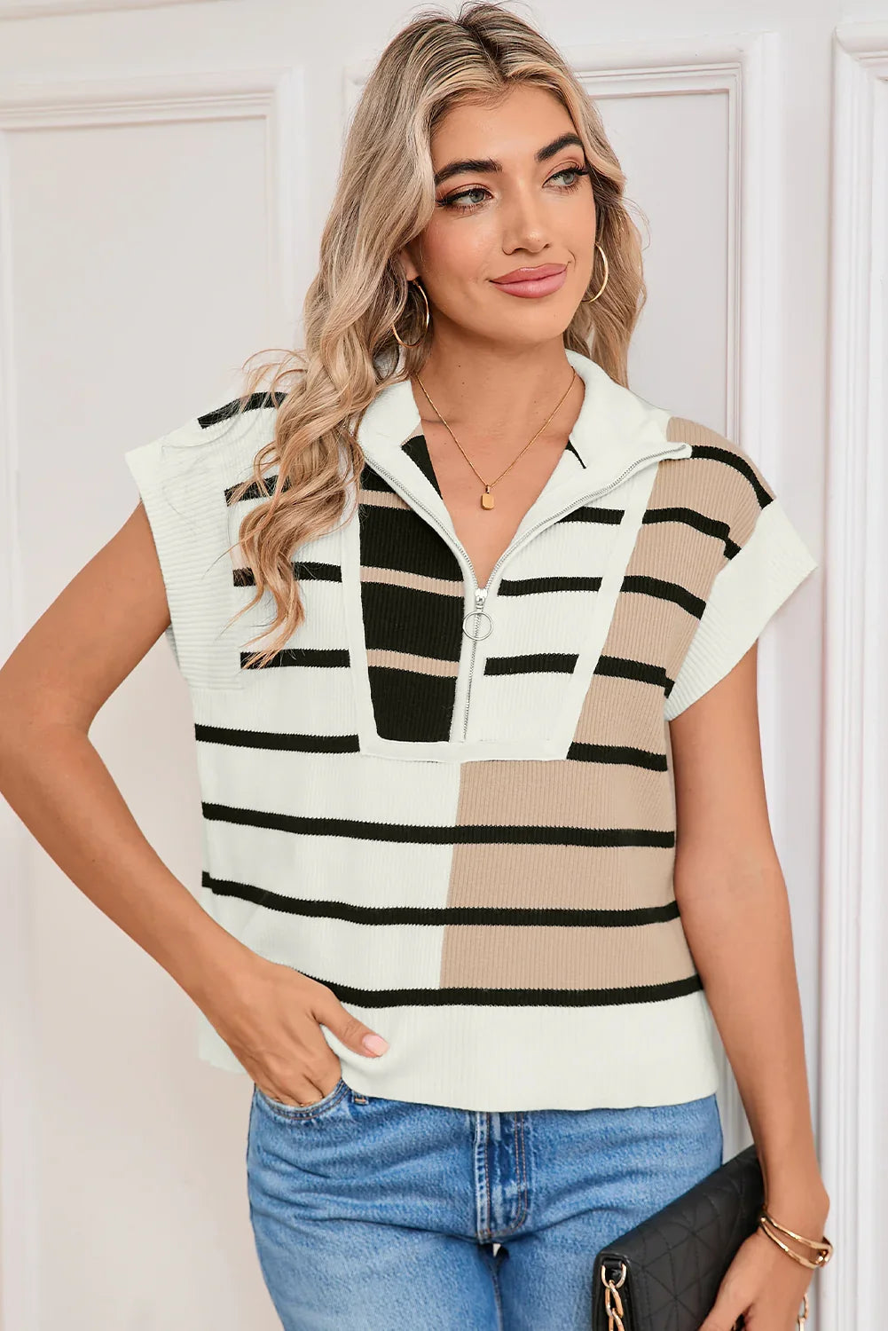 Gilet en maille à col zippé et rayures noires