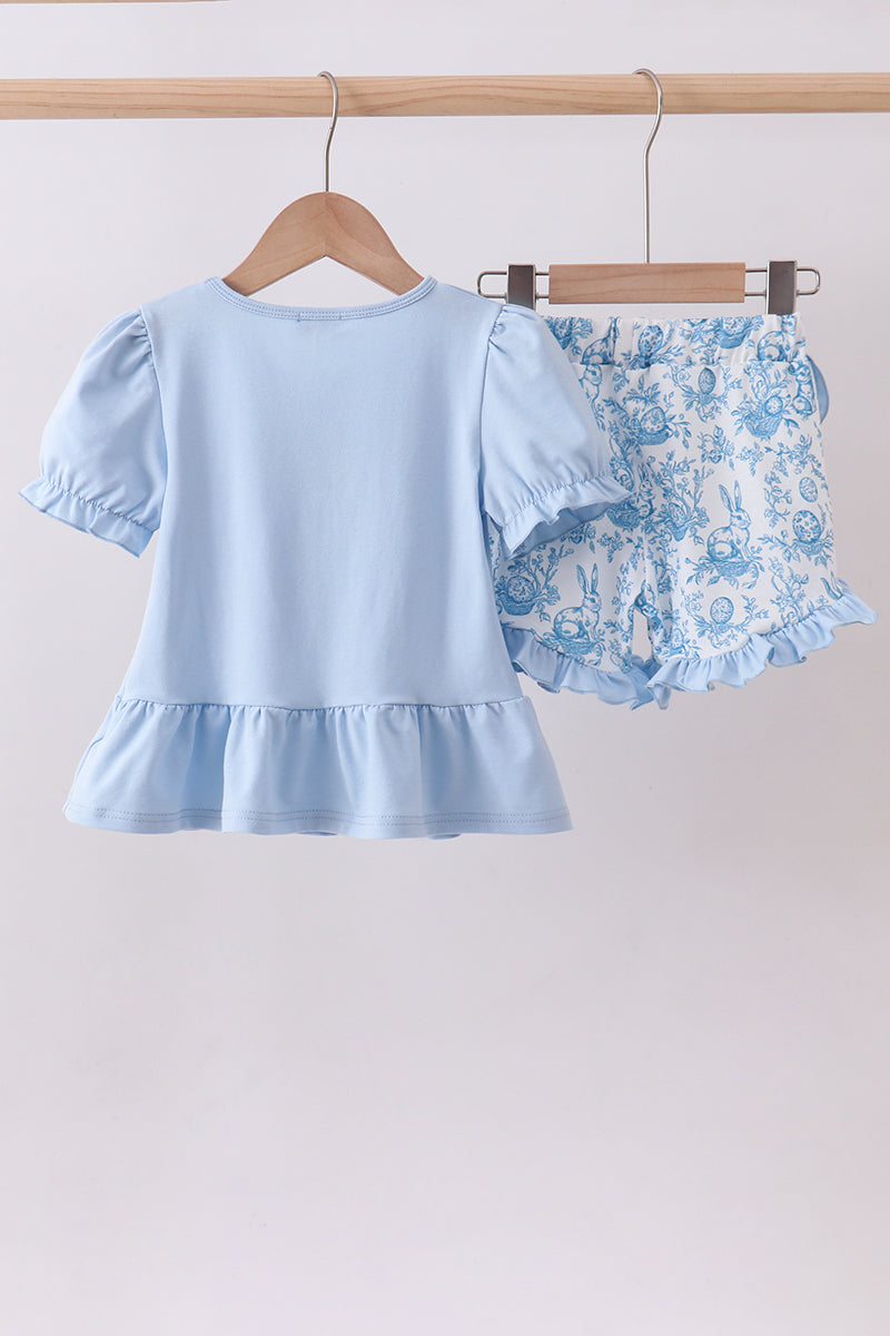 Ensemble short volanté avec applique lapin bleu