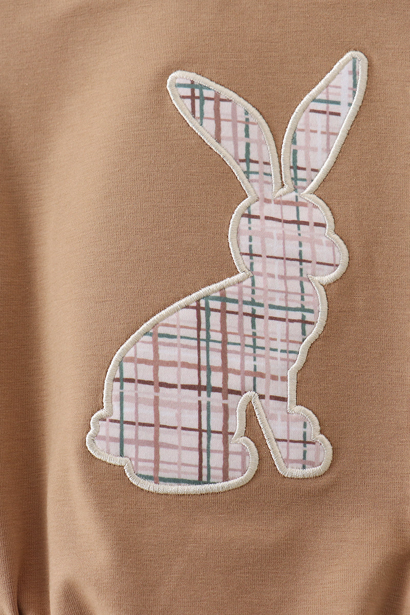 Barboteuse marron à applique lapin en tissu écossais
