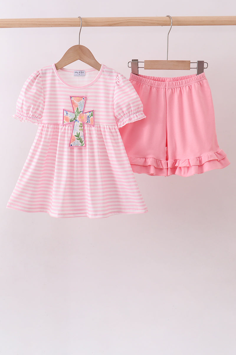 Ensemble short à volants avec application croisée à rayures roses