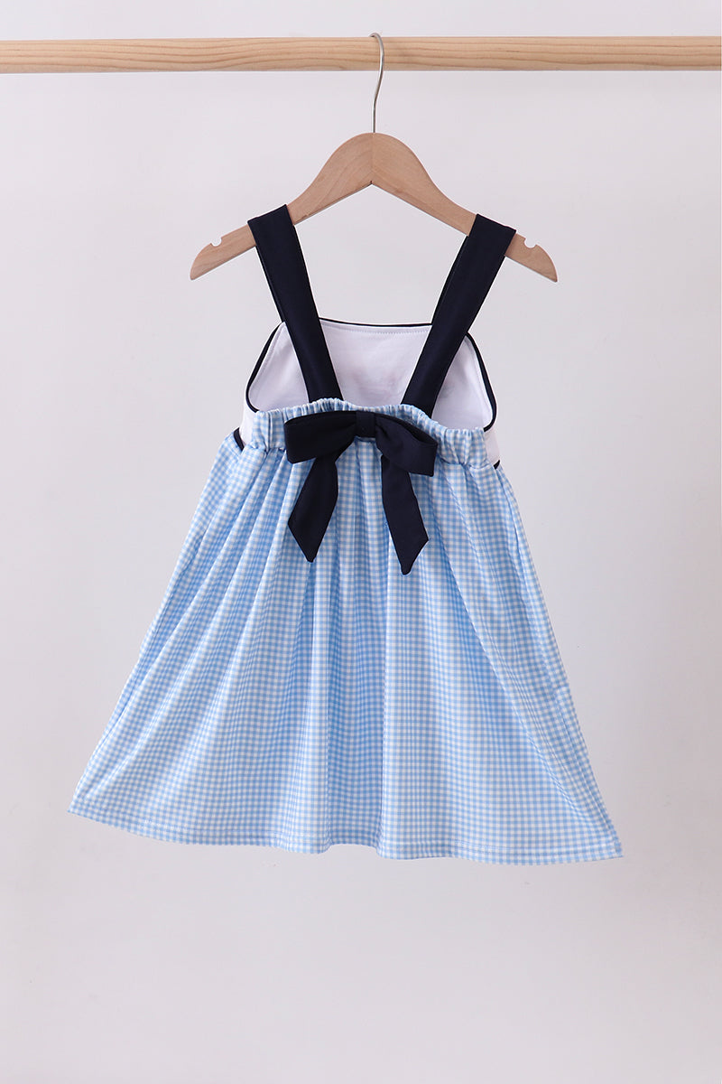 Robe vichy brodée feux d'artifice personnage bleu