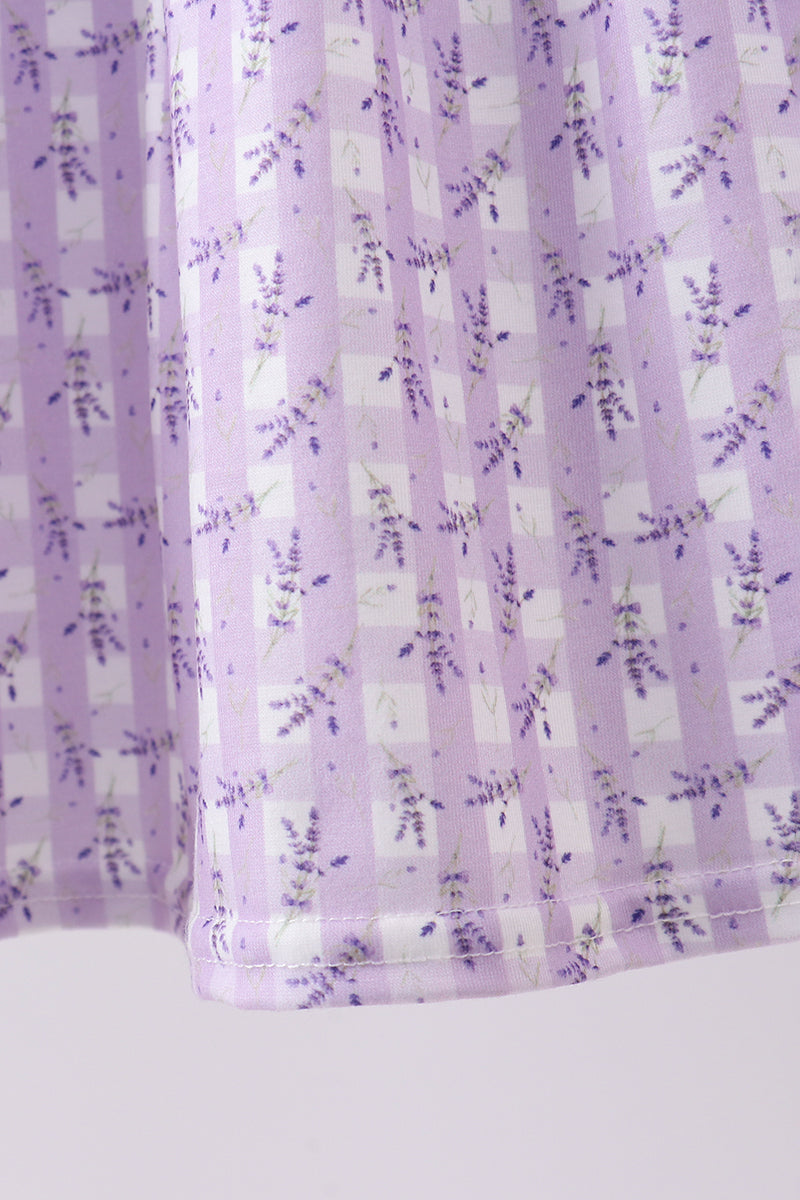 Ensemble short lavande fleuri smocké à volants