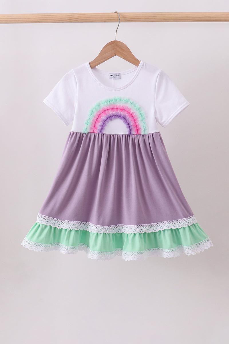 Robe à volants arc-en-ciel en dentelle violette