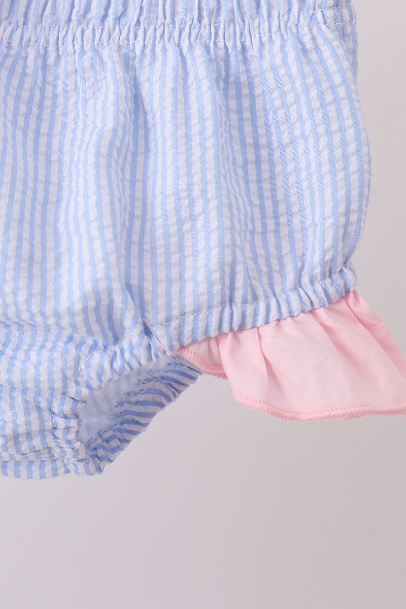 Maillot de bain 2 pièces à volants en seersucker rayé bleu brodé d'un crabe