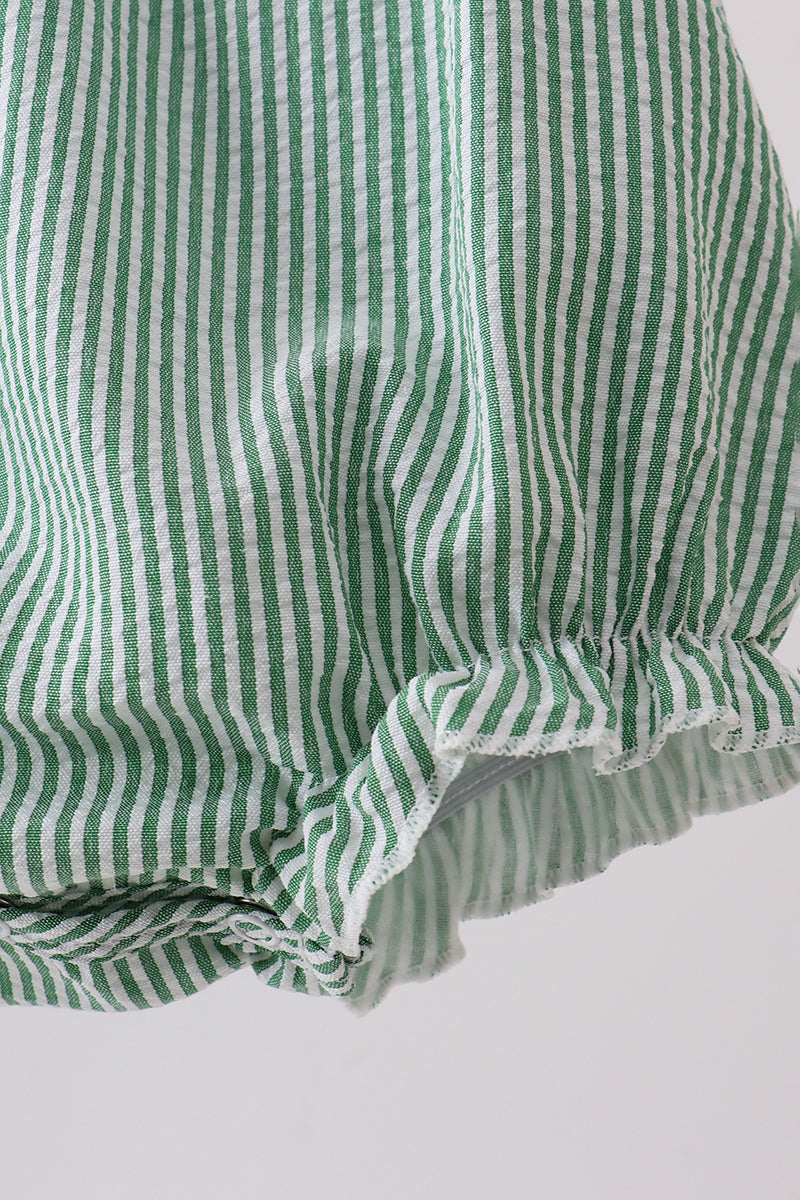 Grenouillère en seersucker smocké et brodé à rayures motif pastèque verte