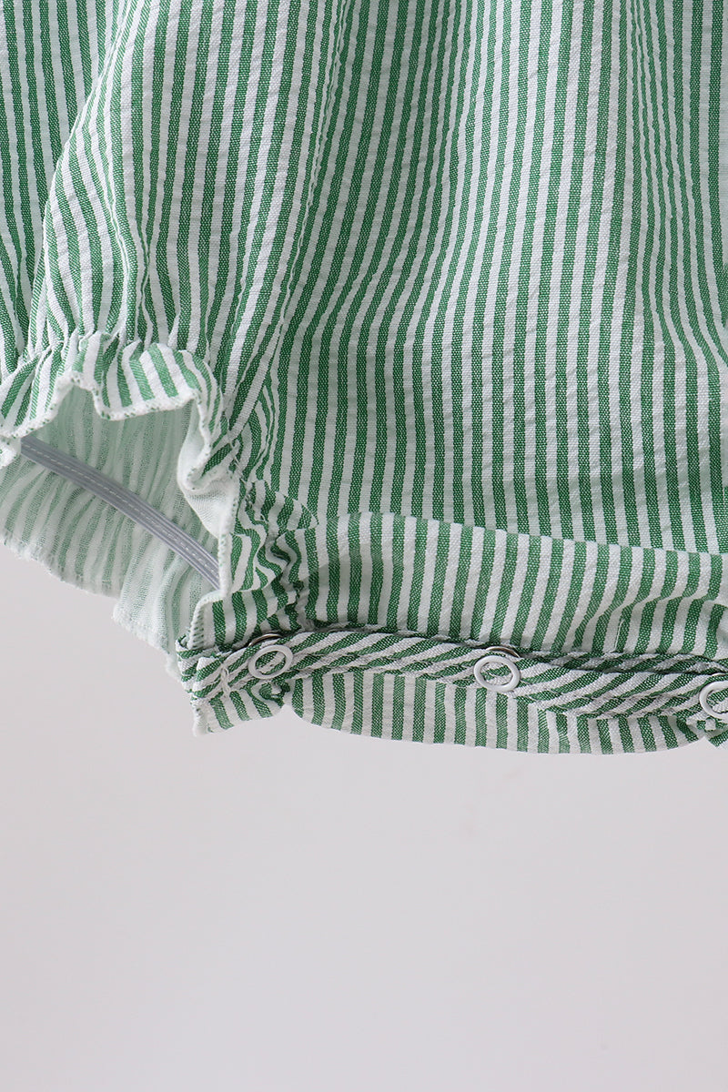 Grenouillère en seersucker smocké et brodé à rayures motif pastèque verte