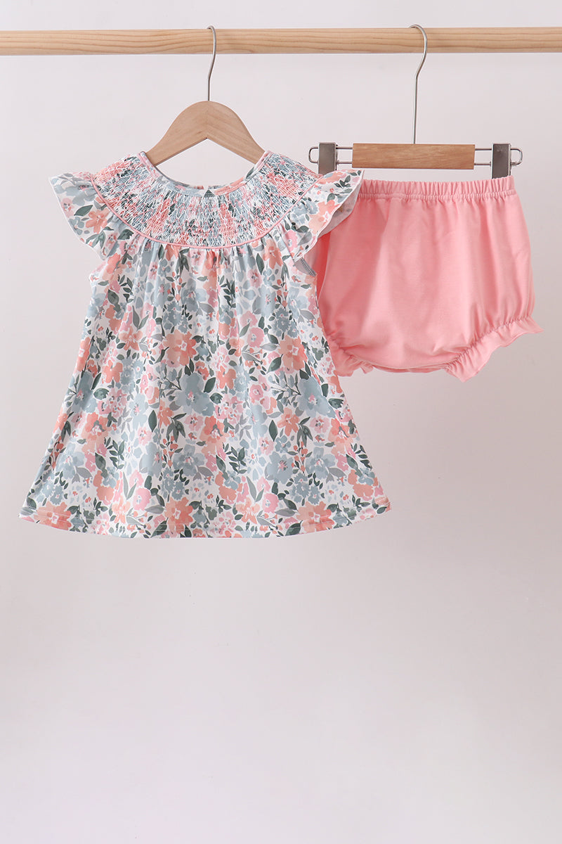Ensemble barboteuse smockée à fleurs roses