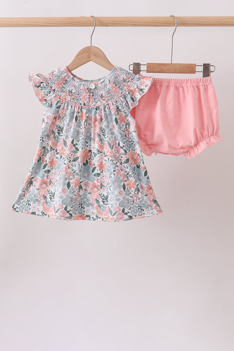 Ensemble barboteuse smockée à fleurs roses