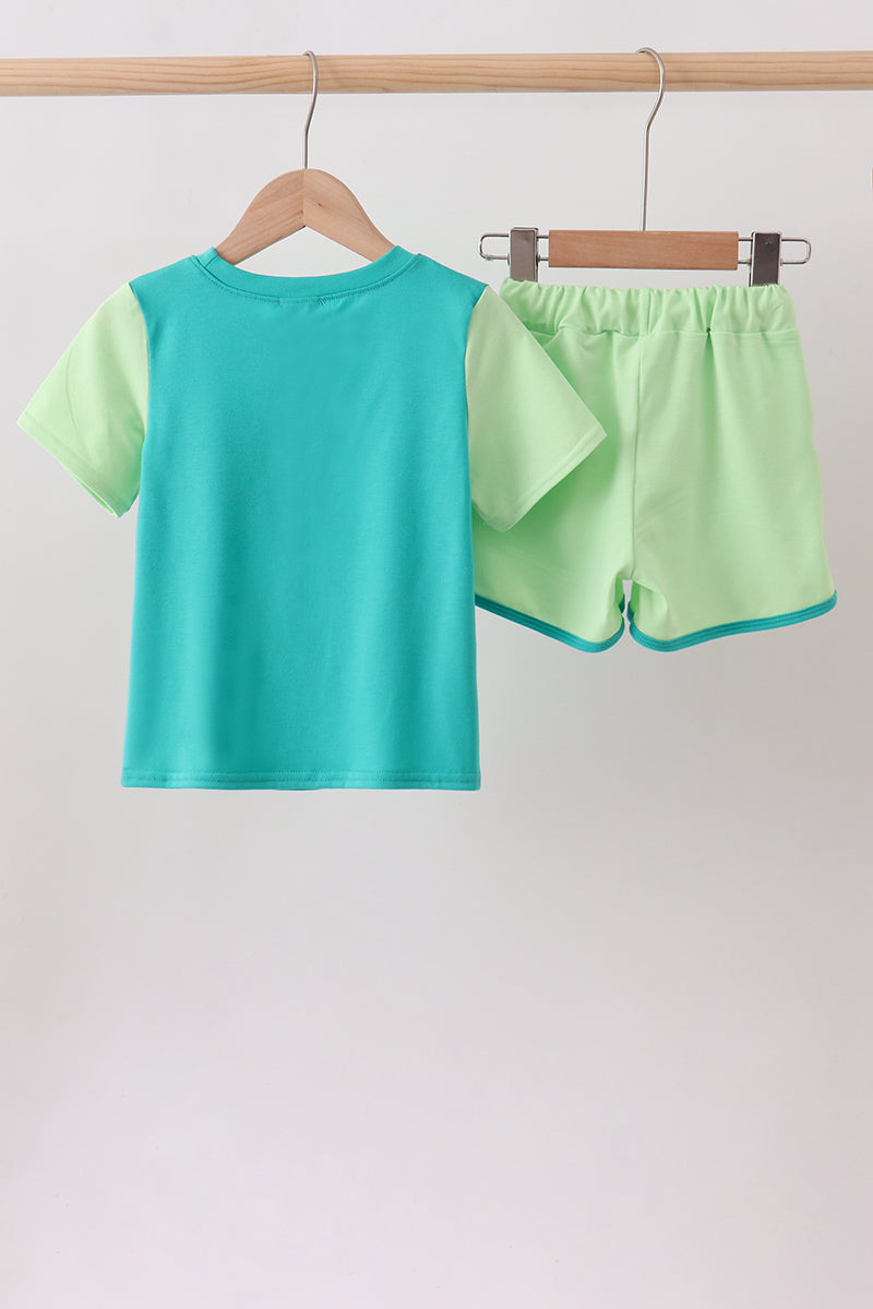 Ensemble colorblock bleu