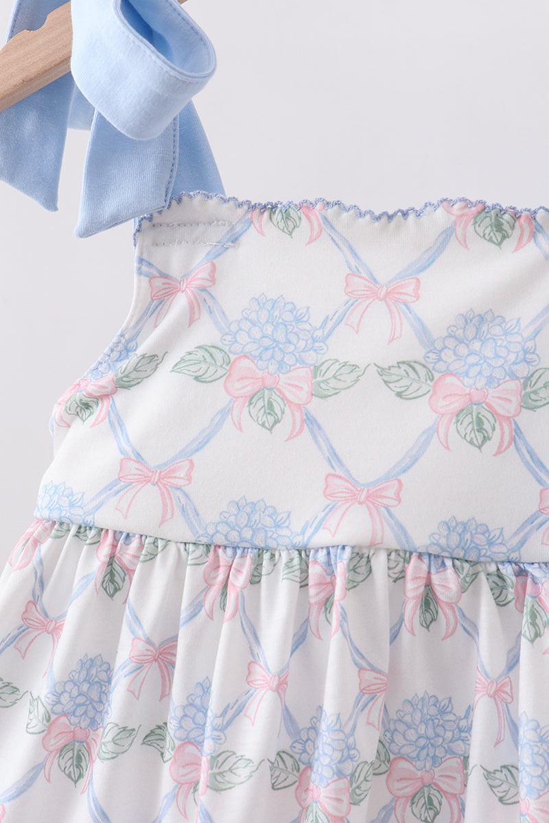 Ensemble à volants fleuris bleus