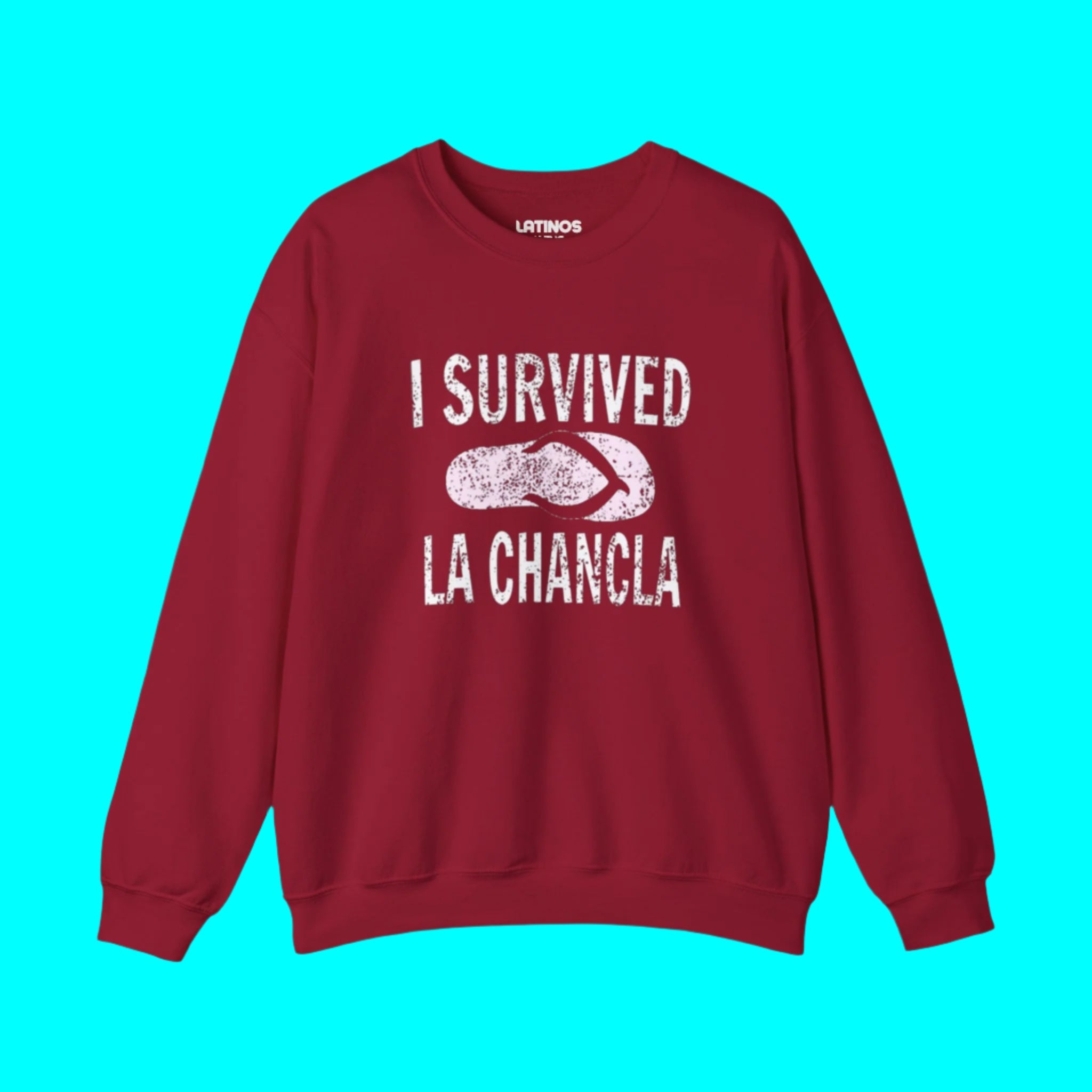 Sweat-shirt à col rond doublé polaire "J'ai Survécu à La Chancla" | Conception humoristique Chancleta Fierté Latino Drôle Viral | 3 couleurs