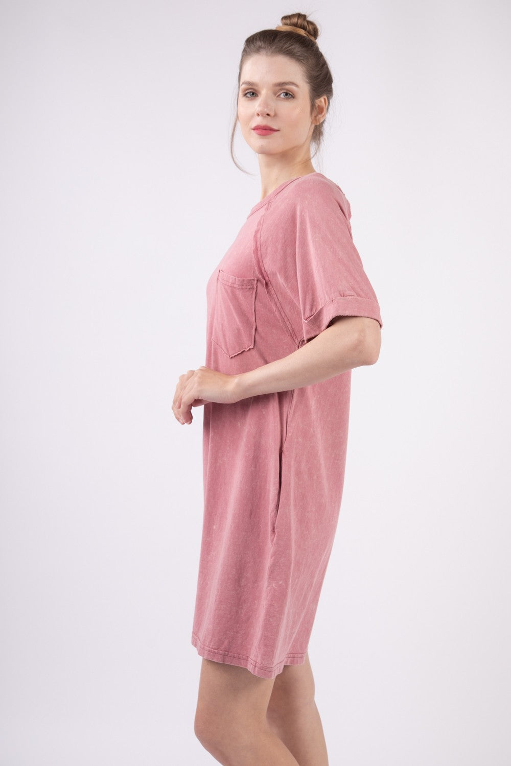 Robe T-shirt Courte à Col Rond Lavé Décontractée pour Femme - Robe Décontractée Chic et Facile à Porter avec Poches