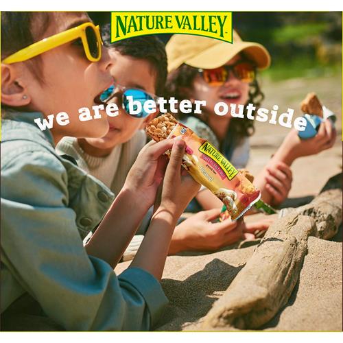 Barres granola Nature Valley, noix sucrées et salées, noix chocolat et bretzel, 6 barres, 210 g