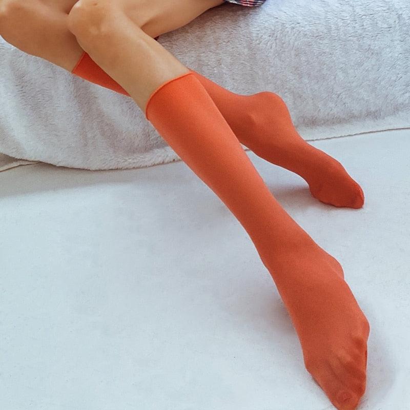 Lot de 1/2 paires de chaussettes fines pour filles style Harajuku, mignonnes, longues, à volants, douces, en nylon, très élastiques, de couleur unie (blanc, violet), élégantes, décontractées, pour hommes et femmes