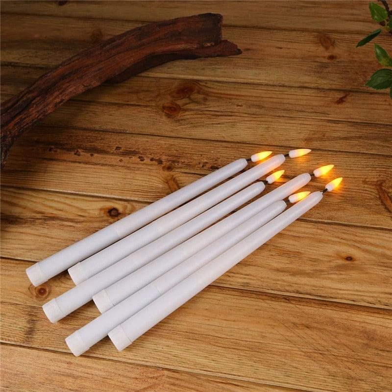 12 Bougies Coniques LED Sans Flamme Lumière Blanc Chaud Scintillante Télécommande à Piles LED Lumière Chaude Mèche 3D Bougies de Fenêtre en Cire Véritable Décoration Noël Maison Mariage Bougies à Piles pour Décoration de Noël, Halloween, Mariage