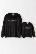 Sweat-shirt mère et enfant en velours noir brodé "blessed"