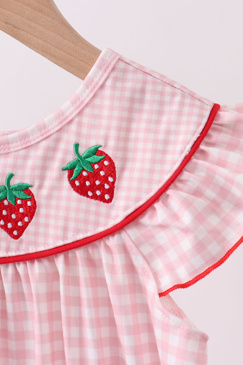 Robe vichy rose à broderie fraise