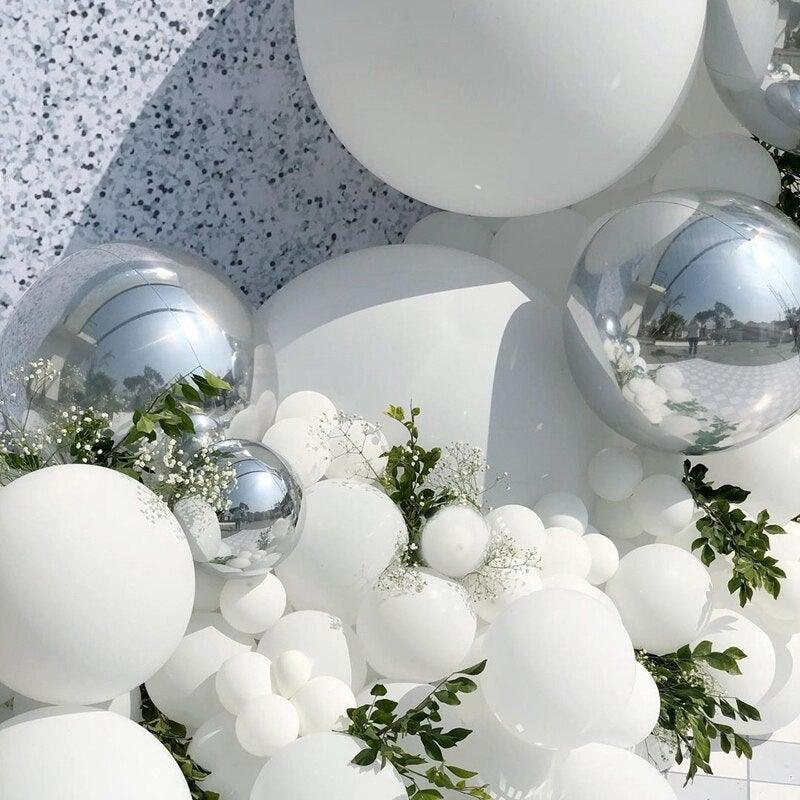 125 Pièces Kit Arche Ballon Confettis Blanc Argent Métallique pour Décorations Fête Mariage Anniversaire Baby Shower Douche Nuptiale Fête d'Anniversaire Luxe Ballons de Mariage Décoration