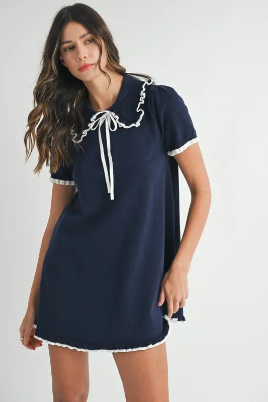 Mini-robe pour femme en maille fine à col volanté – Mini-robe volantée, Robe en maille fine, Robe à col, Mini-robe féminine, Robe en maille chic