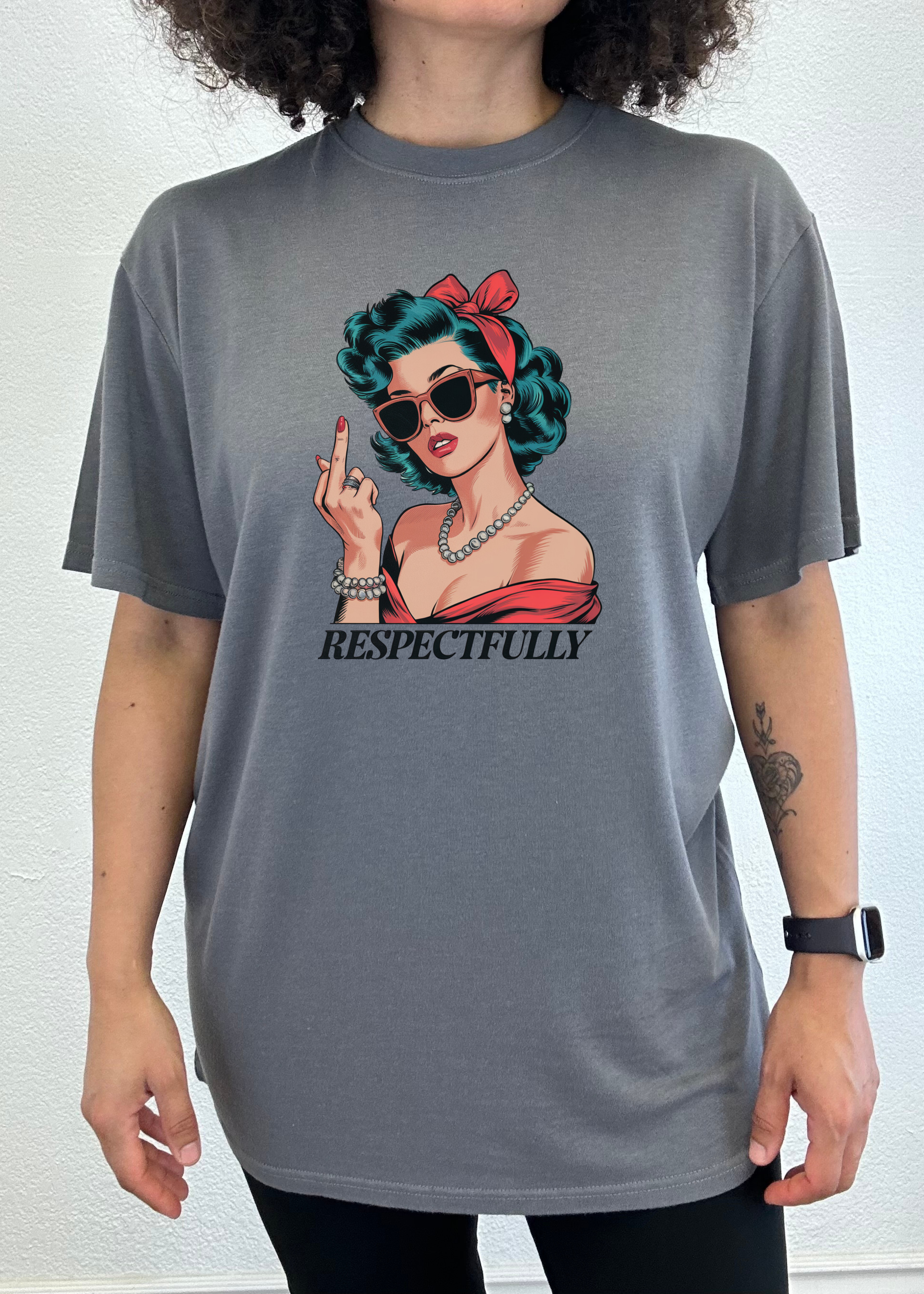 T-shirt unisexe en bambou et coton à motif « Respectfully Middle Finger »