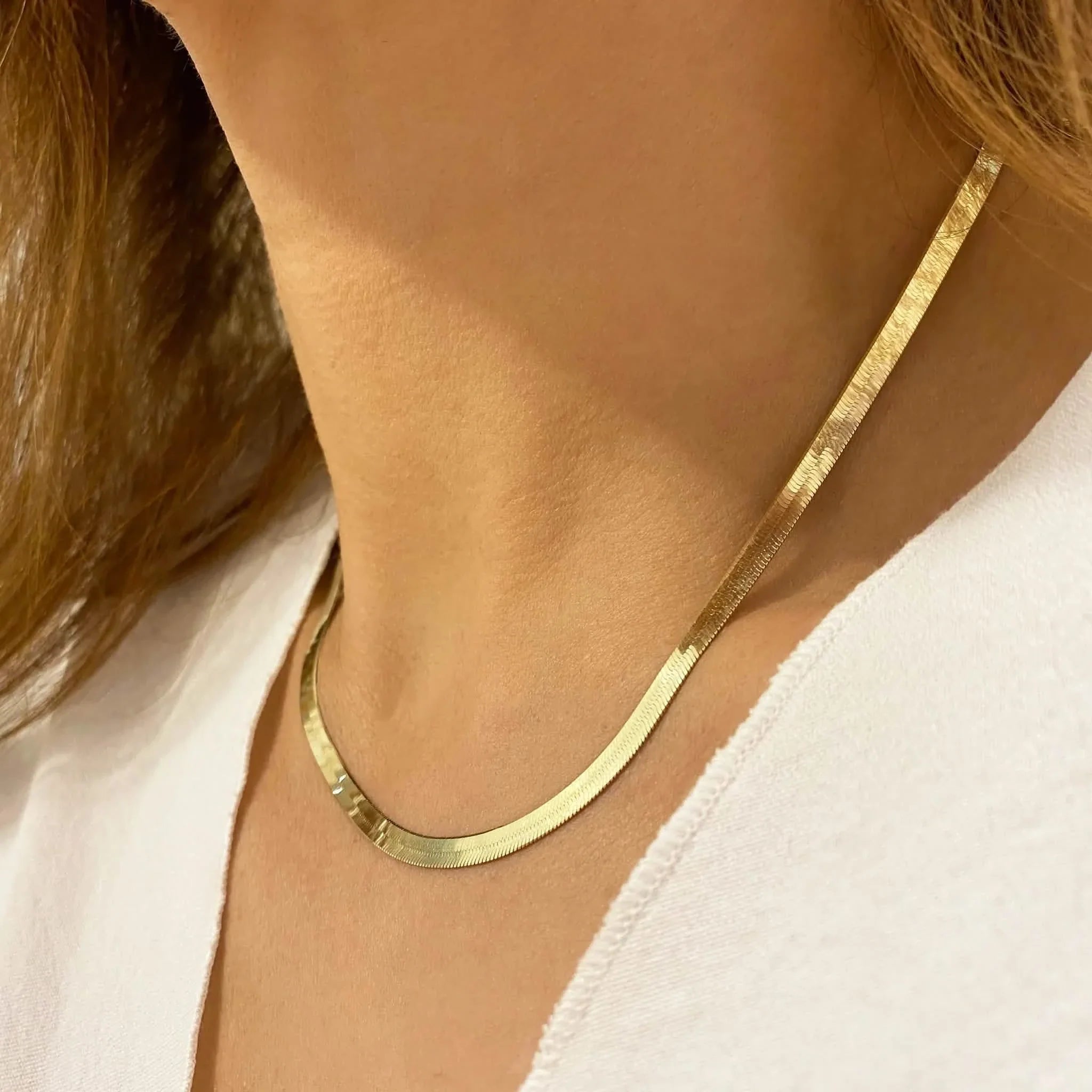 Collier ras du cou serpent plat 14 carats de 40 cm